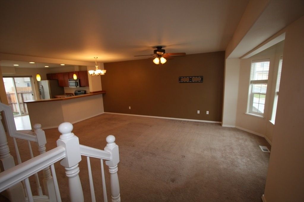 147 Matthew Paul Way - Photo 2 of 10