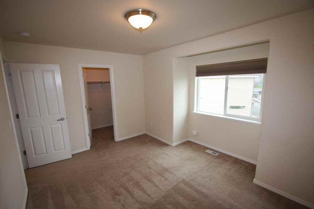 147 Matthew Paul Way - Photo 7 of 10
