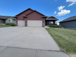 featured image of 3814 S Homerun Ave