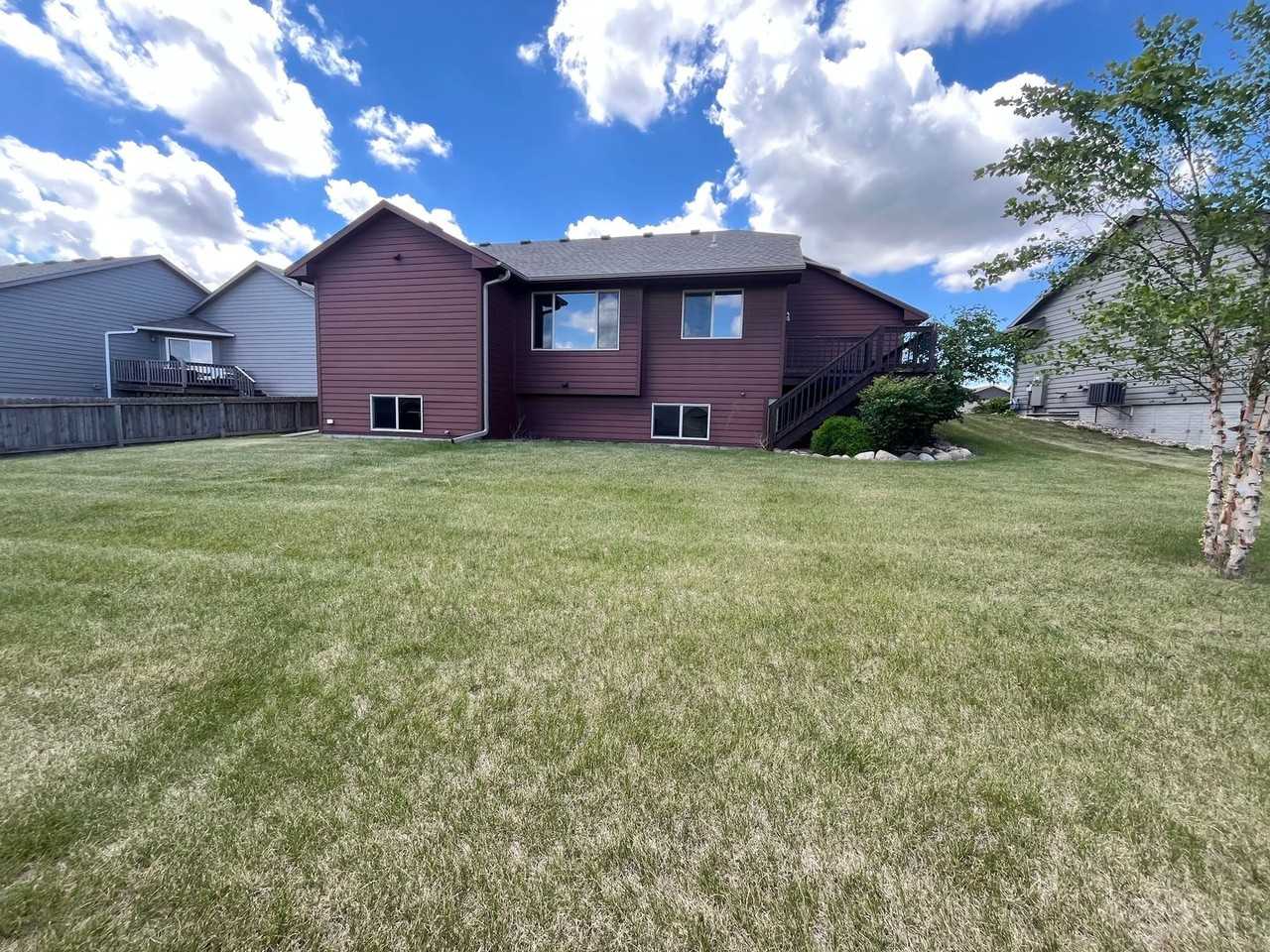 3814 S Homerun Ave - Photo 3 of 36
