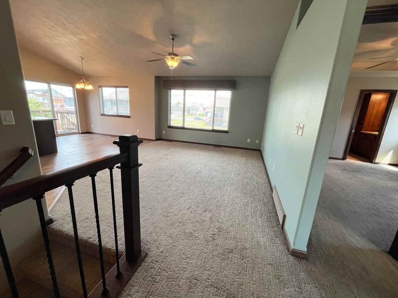 3814 S Homerun Ave - Photo 7 of 36