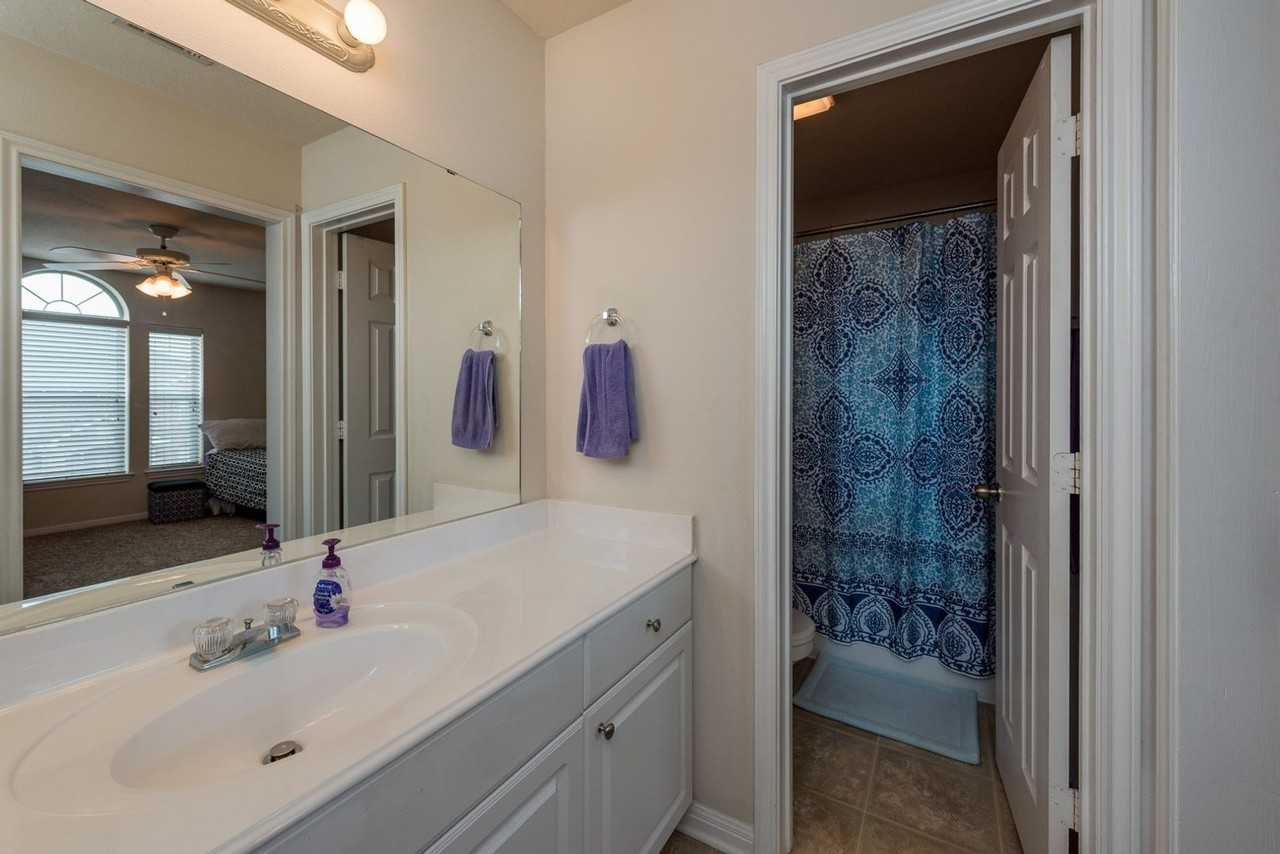 915 Monte Carlo - Photo 2 of 16