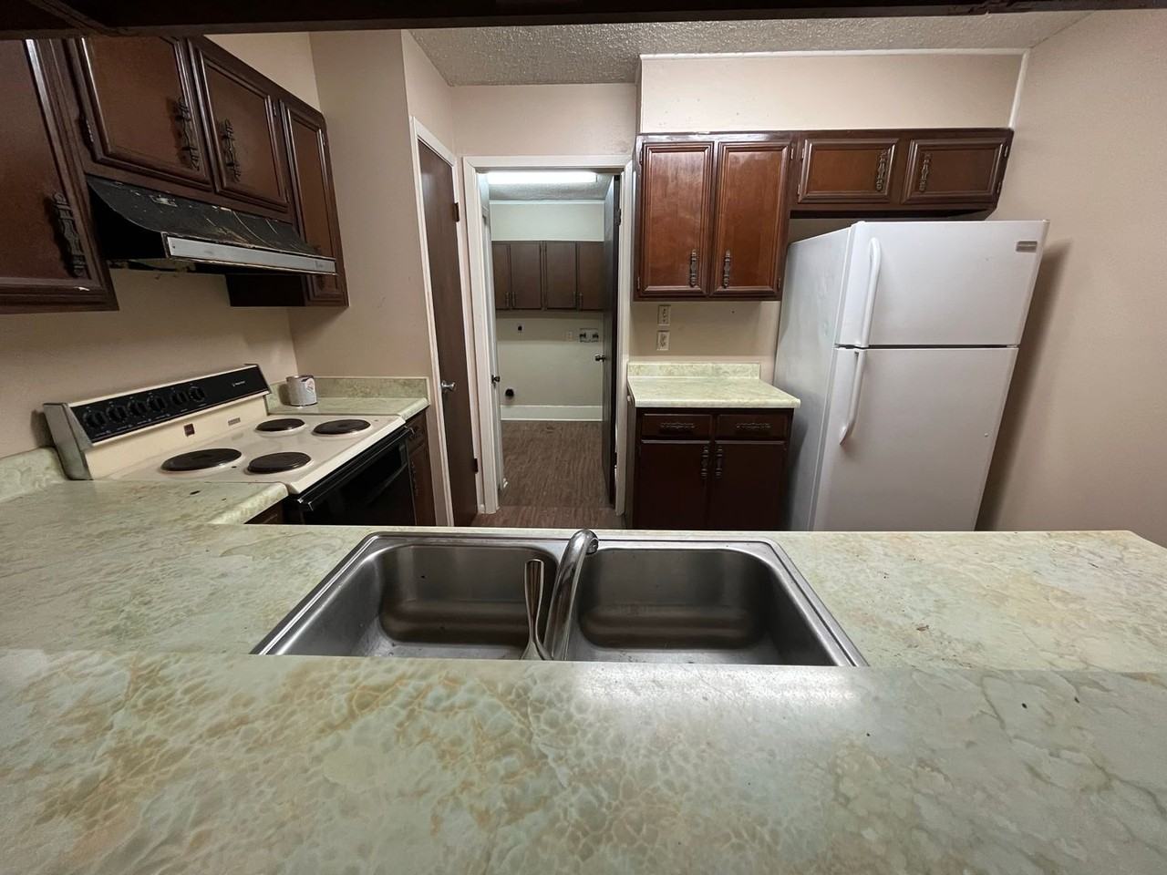 4526 Maybrook Woods St - Photo 5 of 35