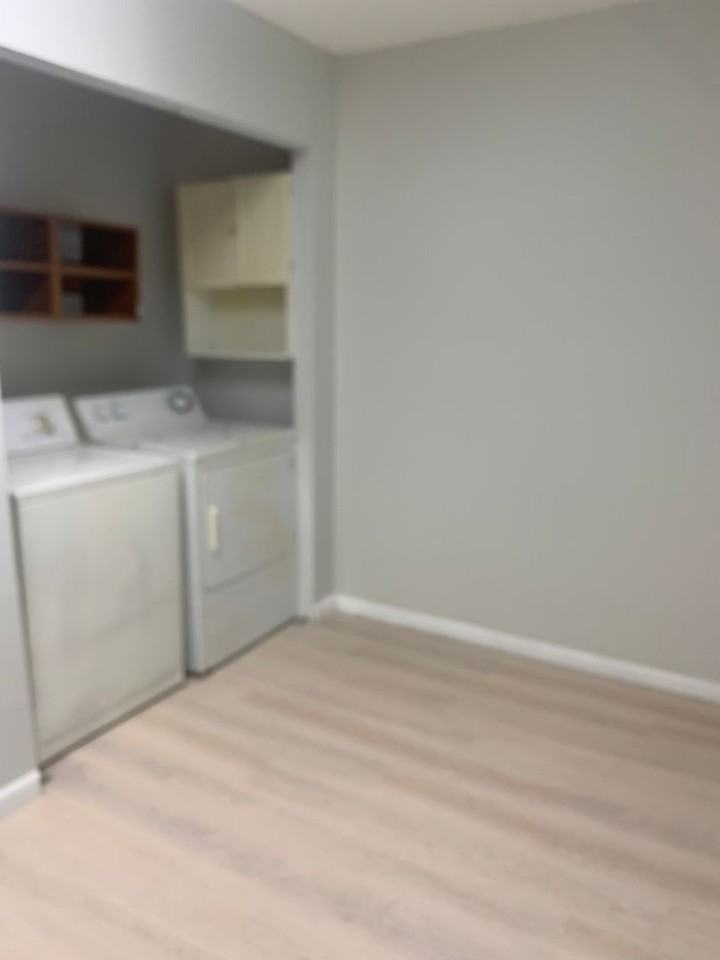 9873 Cove Ave - Photo 3 of 11