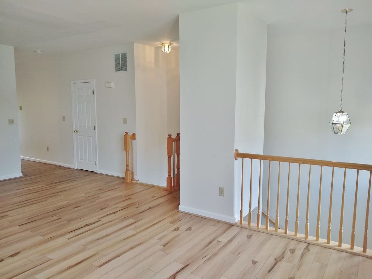 1283 Wanda Dr - Photo 5 of 48