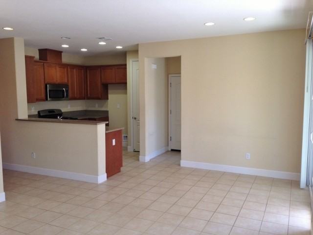 631 Spillman Cir - Photo 5 of 9