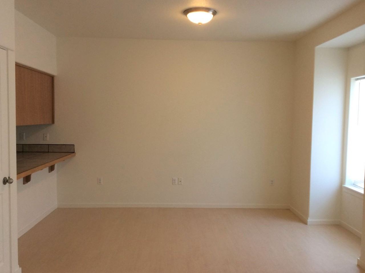 2210 Jakob Ave - Photo 2 of 28
