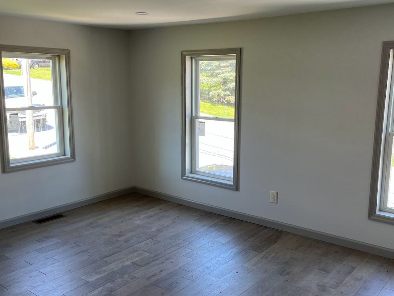 36 N Lee St - Photo 5 of 11
