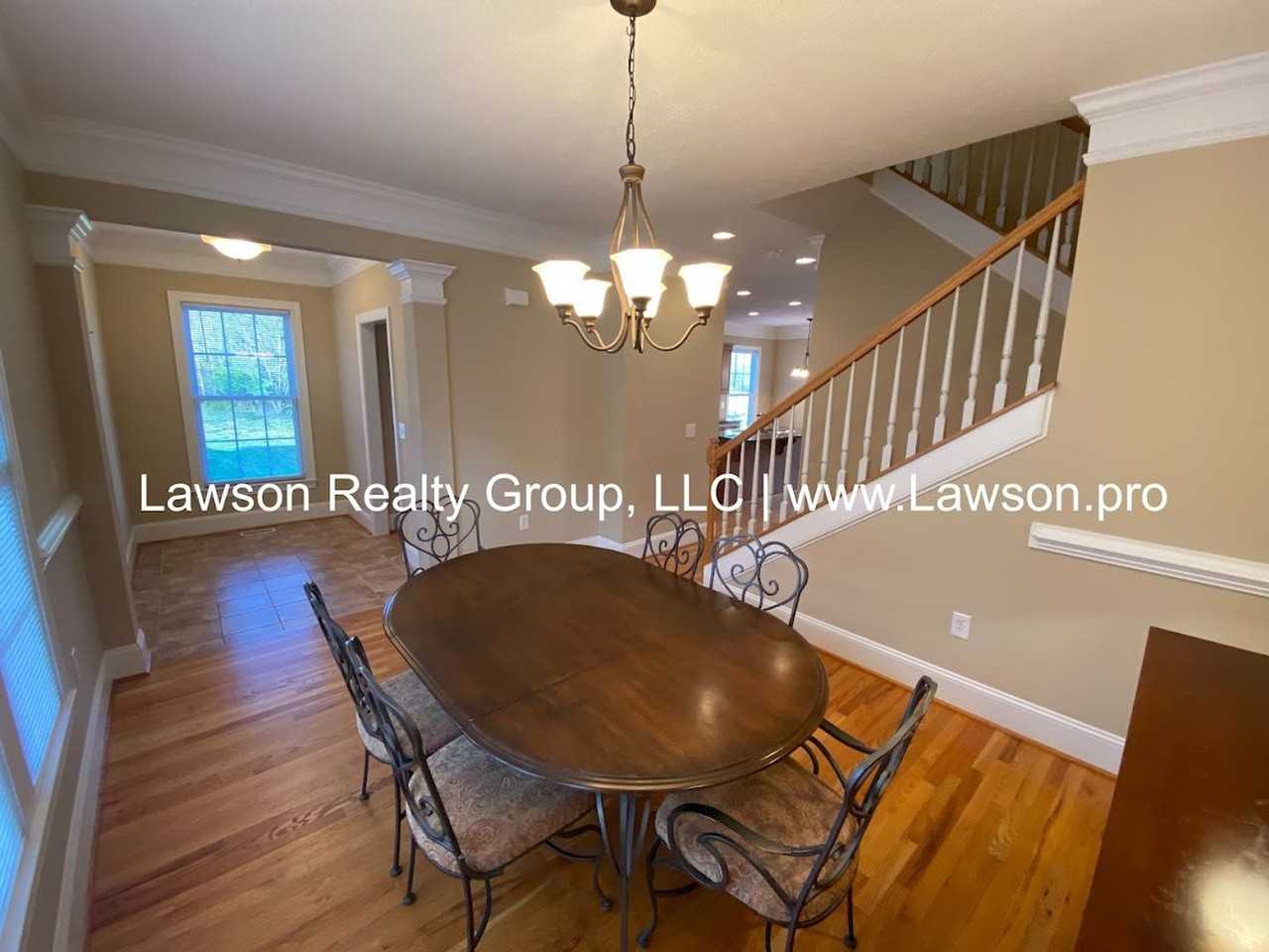3800 Greenway Dr - Photo 7 of 42