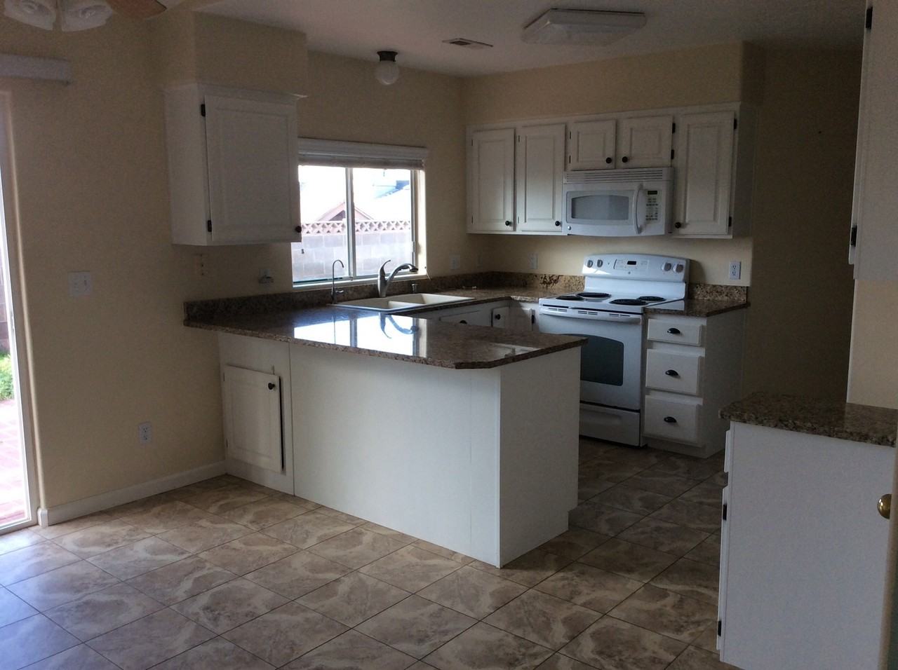1573 W 1550 N - Photo 6 of 14