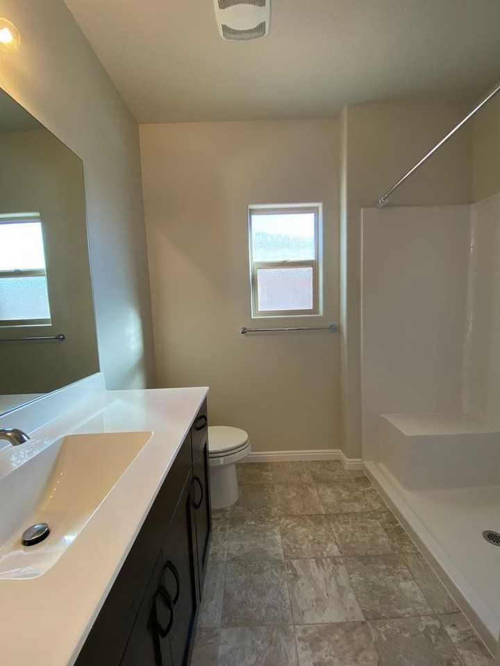 3403 E 2890 S - Photo 3 of 24