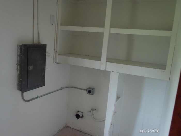 26751 Belanger St - Photo 6 of 10