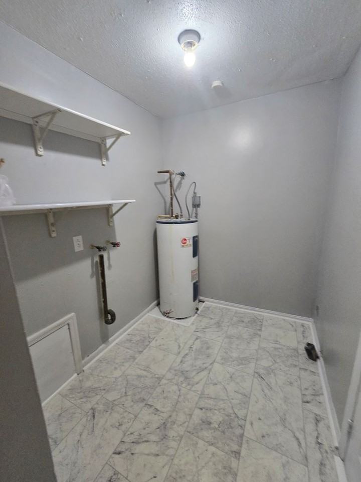 5406 Chelsea Rd - Photo 4 of 11