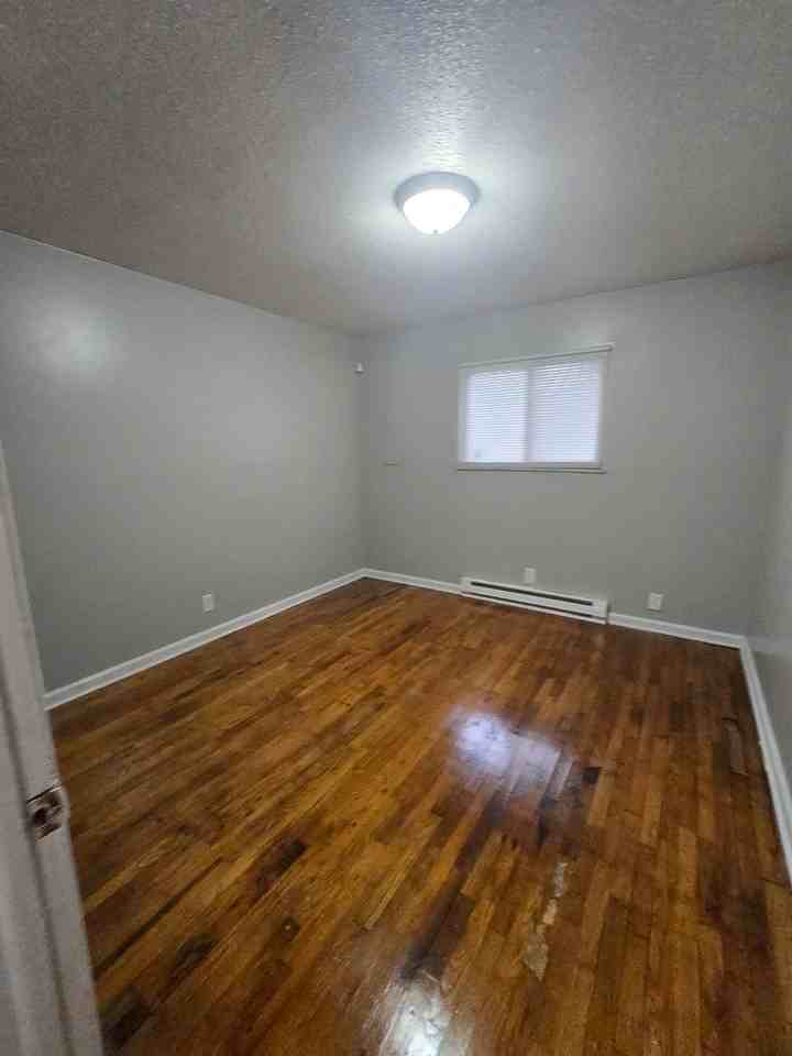 5406 Chelsea Rd - Photo 7 of 11