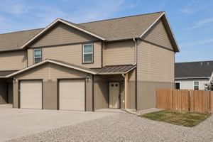 featured image of 7530 Kingpost Loop