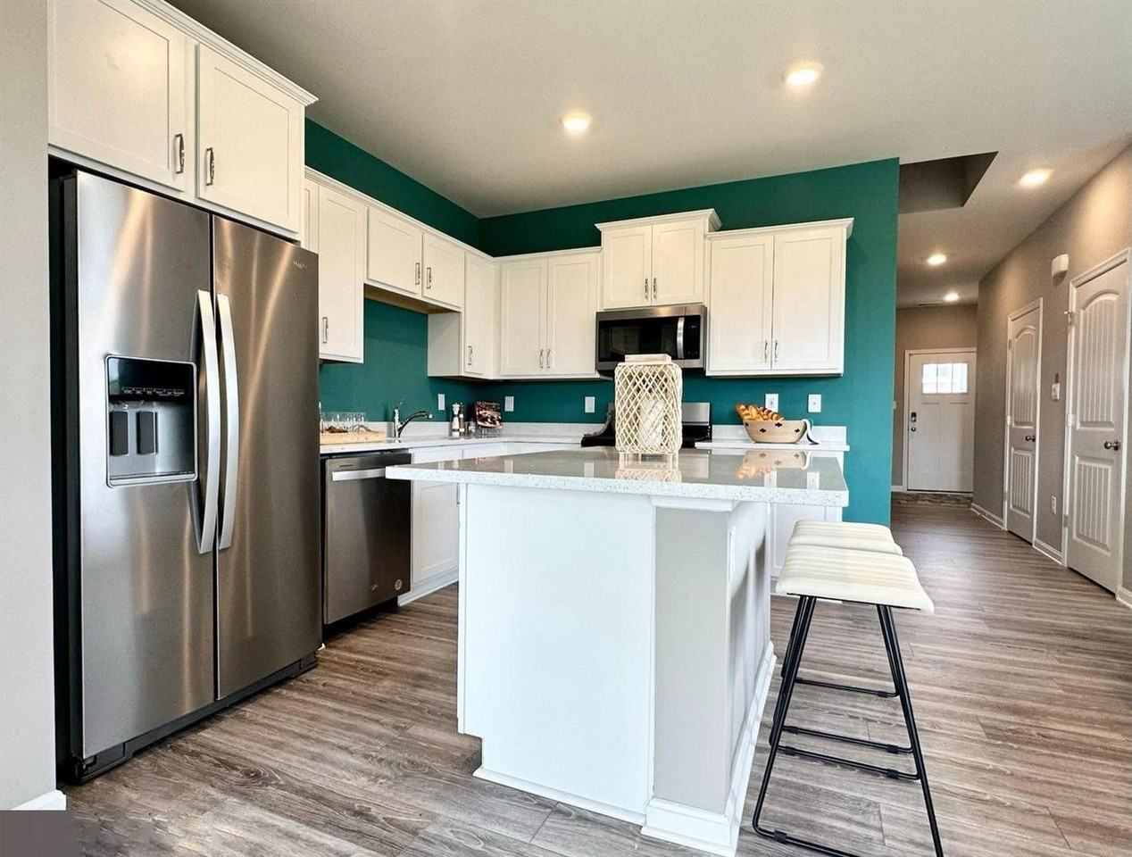 39114 Sail Away Ln - Photo 5 of 30