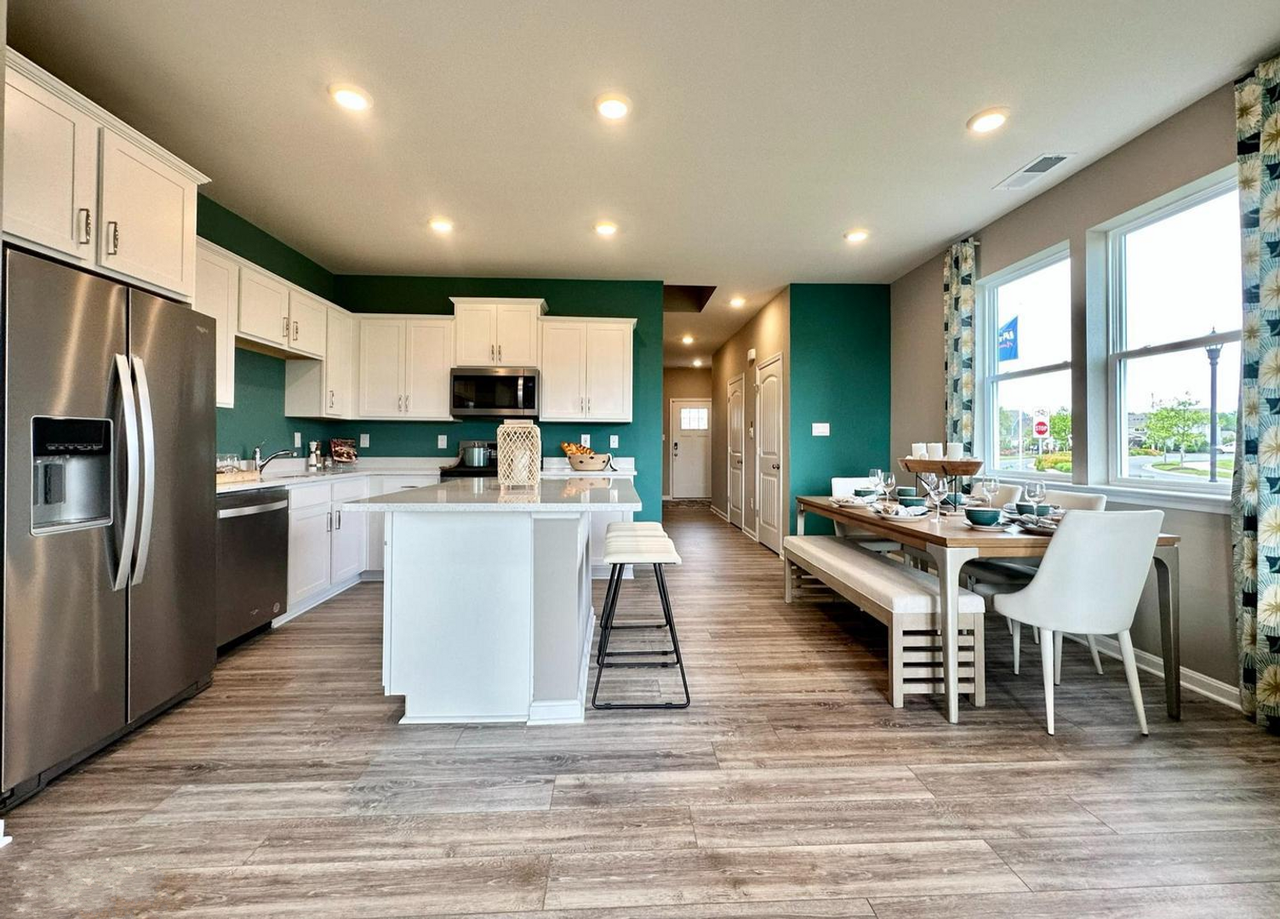 39114 Sail Away Ln - Photo 6 of 30