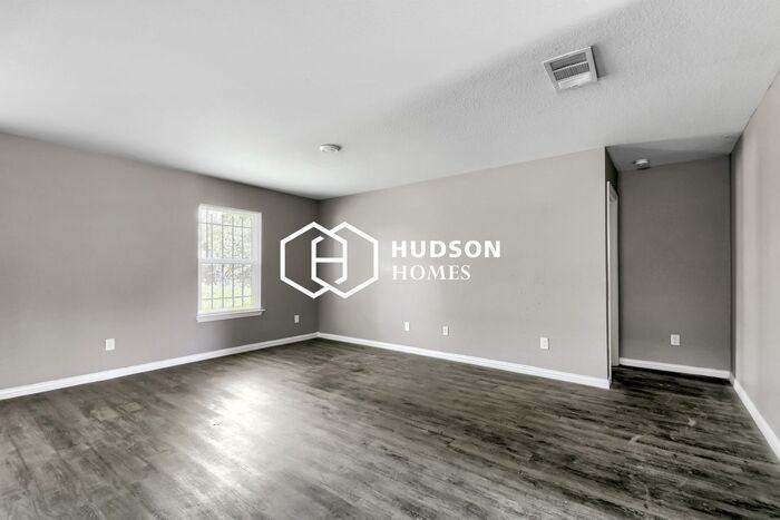 3343 Martin Luther King Dr - Photo 4 of 14