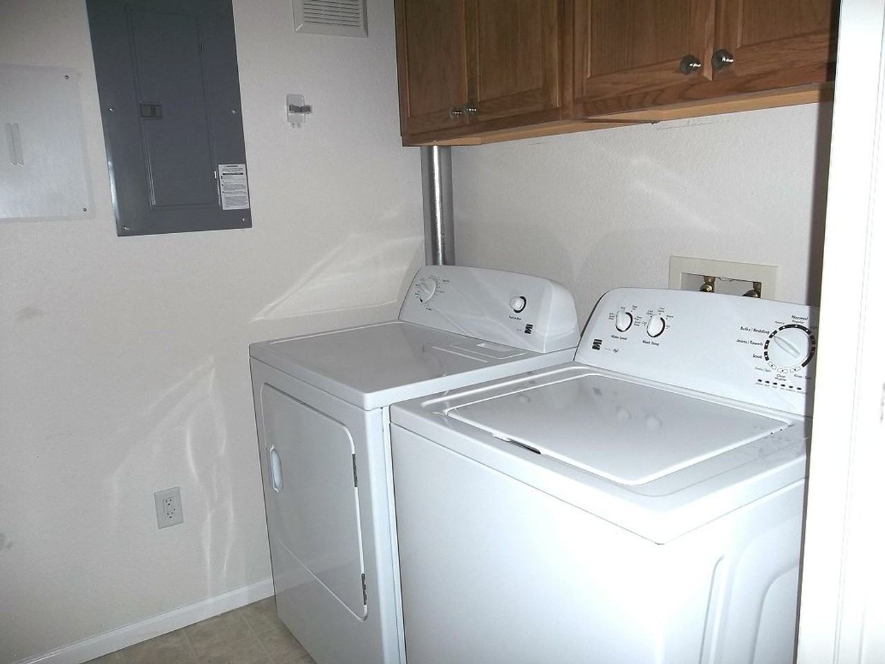 2115 Grays Peak Dr - Photo 7 of 9
