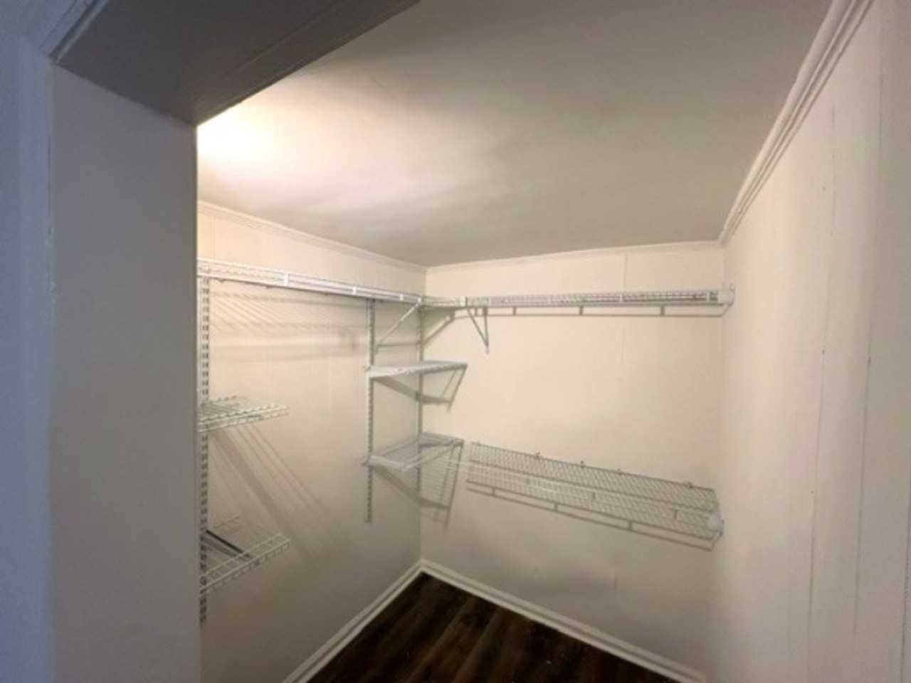 226 Lancaster Ave - Photo 6 of 7