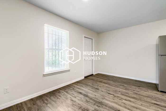 574 Morningview Dr - Photo 5 of 14