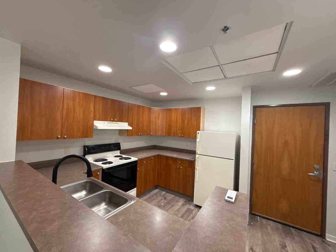 Amity Apartments - Photo 3 of 20