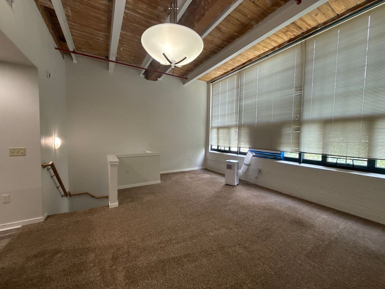 Amity Apartments - Photo 4 of 20