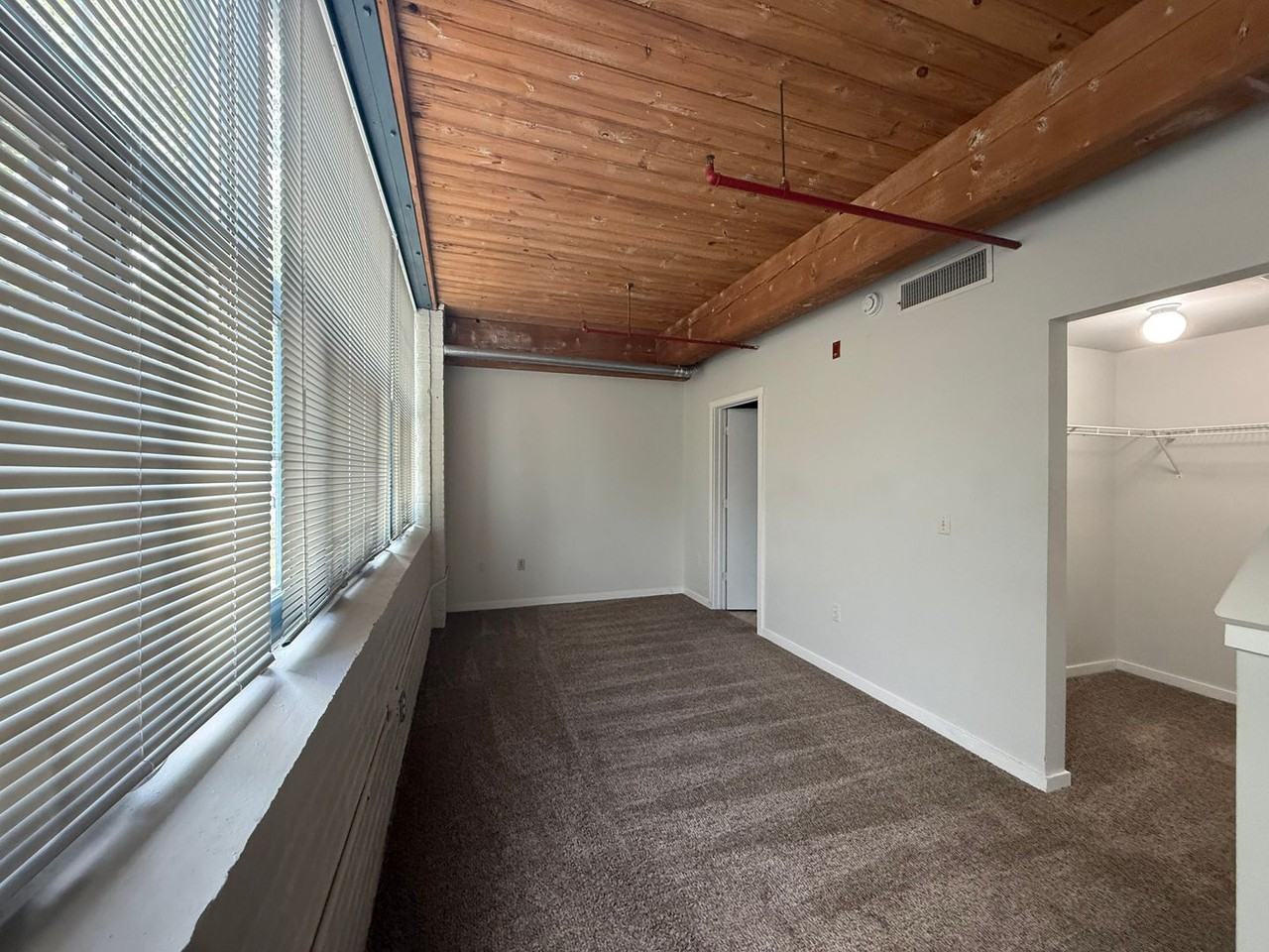 Amity Apartments - Photo 7 of 20