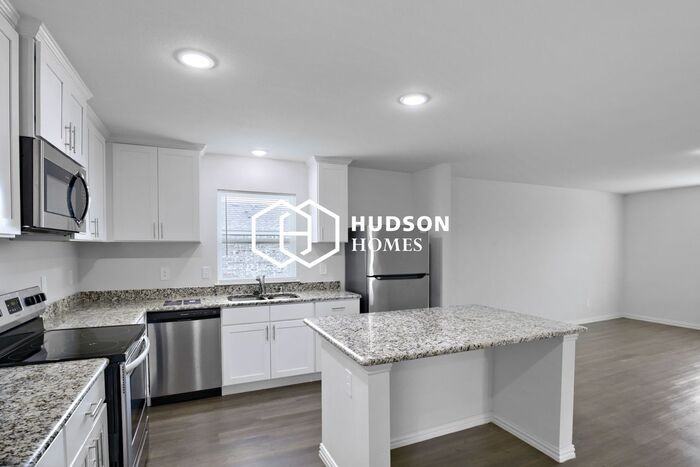 2708 William St - Photo 6 of 13