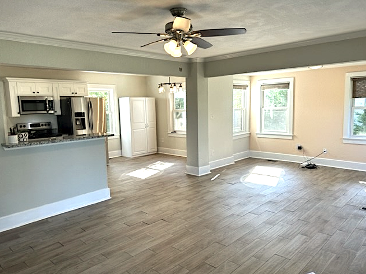 1380 E Norcova Dr - Photo 4 of 14