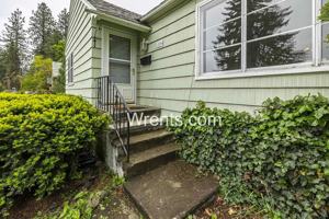 featured image of 1104 E 14th Ave
