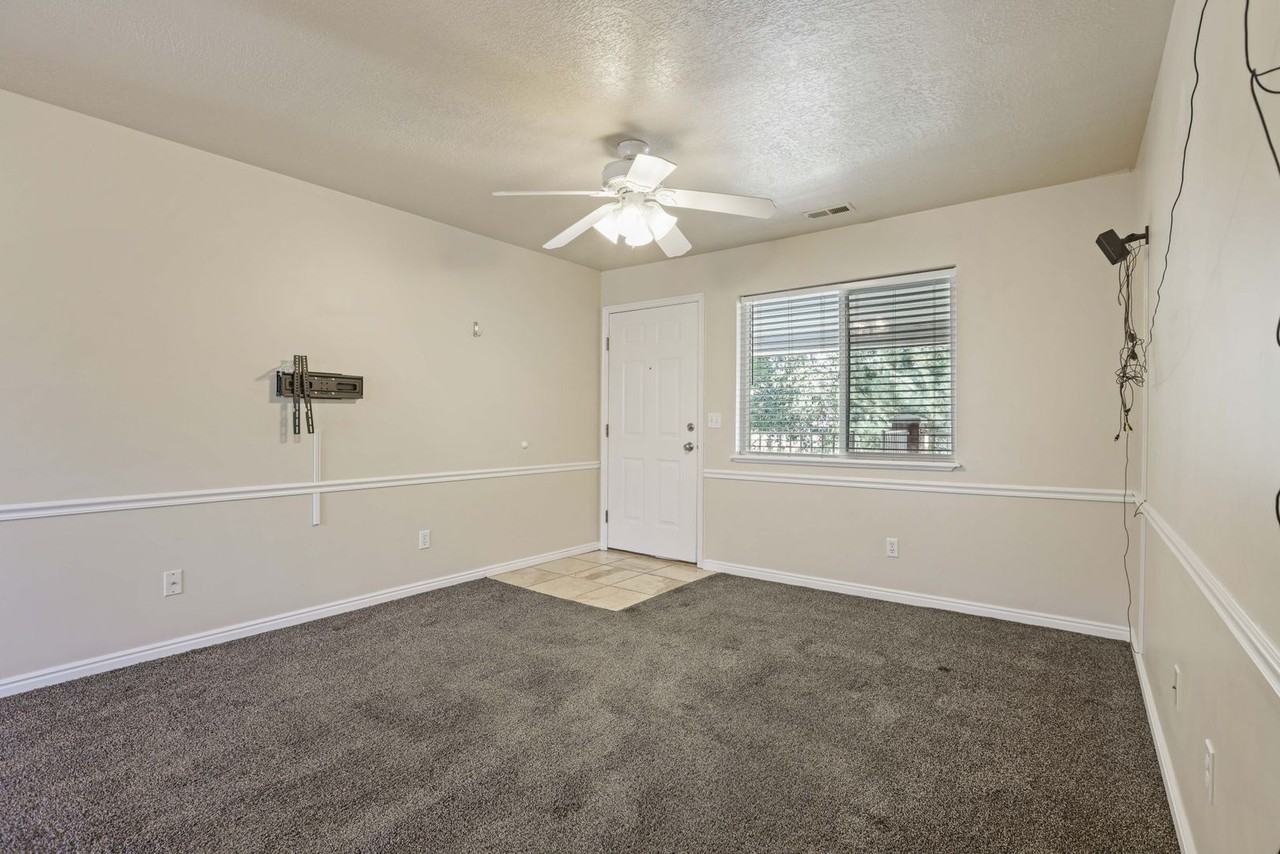264 N 3rd E #602 - Photo 5 of 19