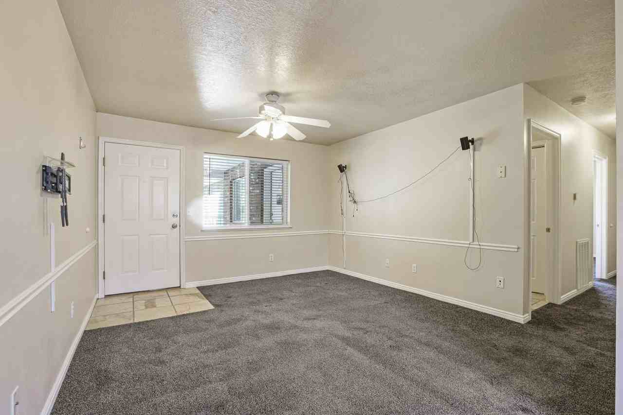 264 N 3rd E #602 - Photo 6 of 19