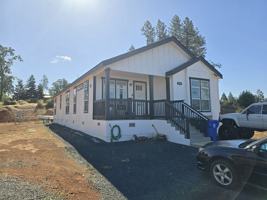 featured image of 1416 Stonehurst Dr