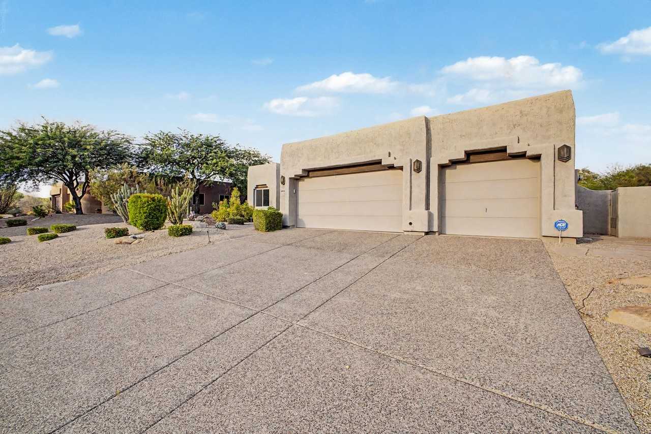 29143 N 68th Way - Photo 2 of 50