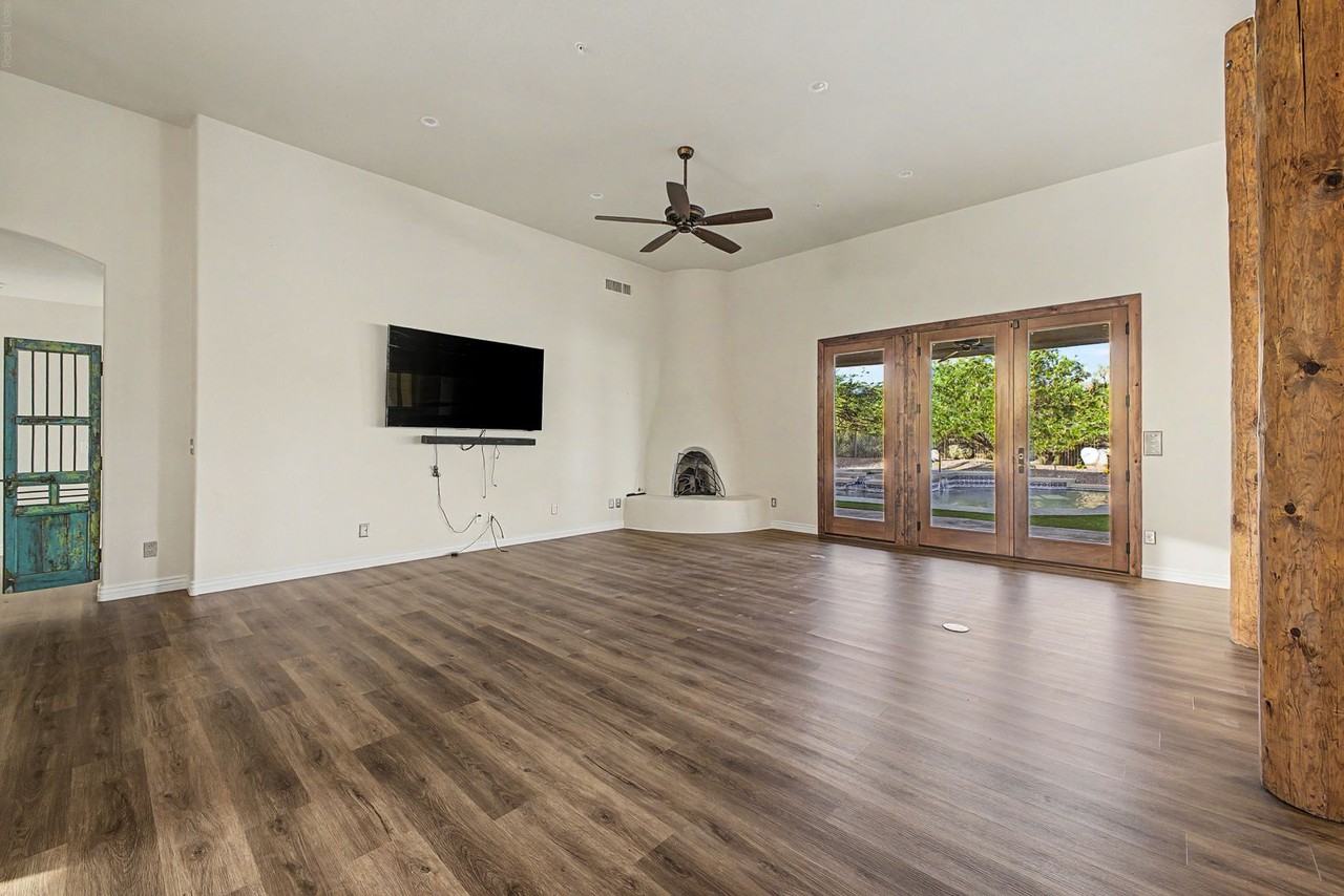 29143 N 68th Way - Photo 7 of 50