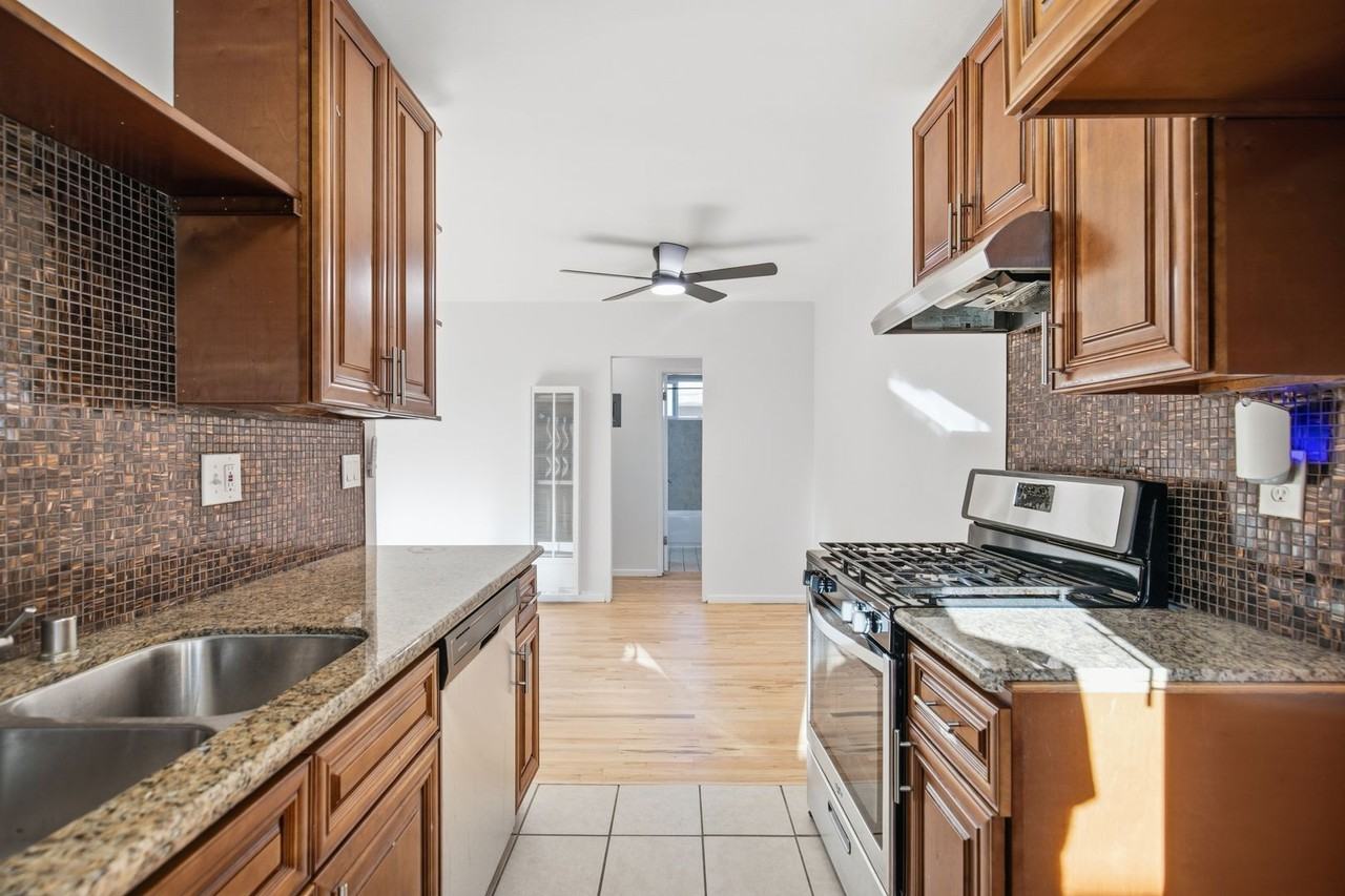 14620-14626 Magnolia Blvd - Photo 4 of 28