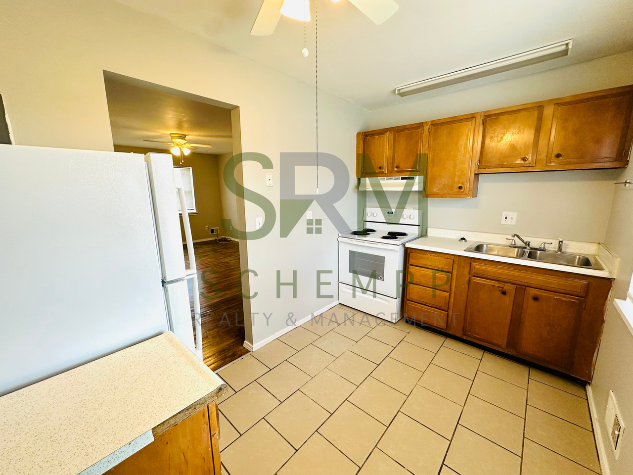 4710 Walnut Grove Ave - Photo 4 of 9