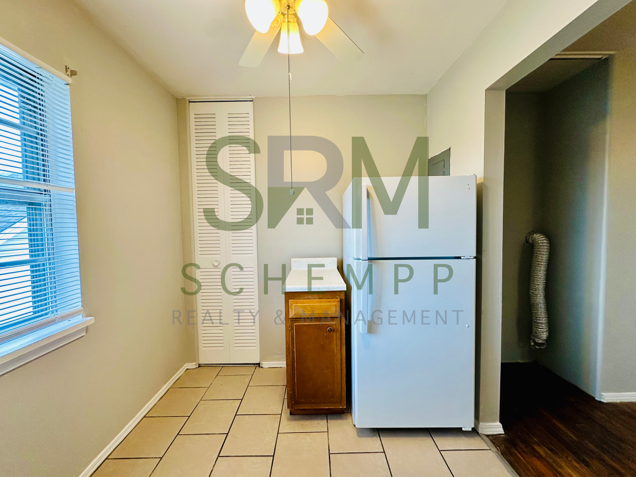 4710 Walnut Grove Ave - Photo 6 of 9