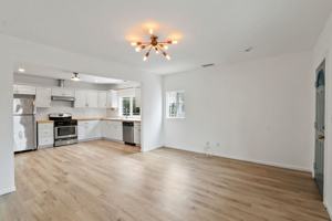 featured image of 2435 Houston St