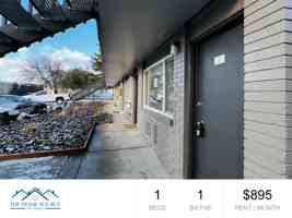featured image of 2000 N Walnut St