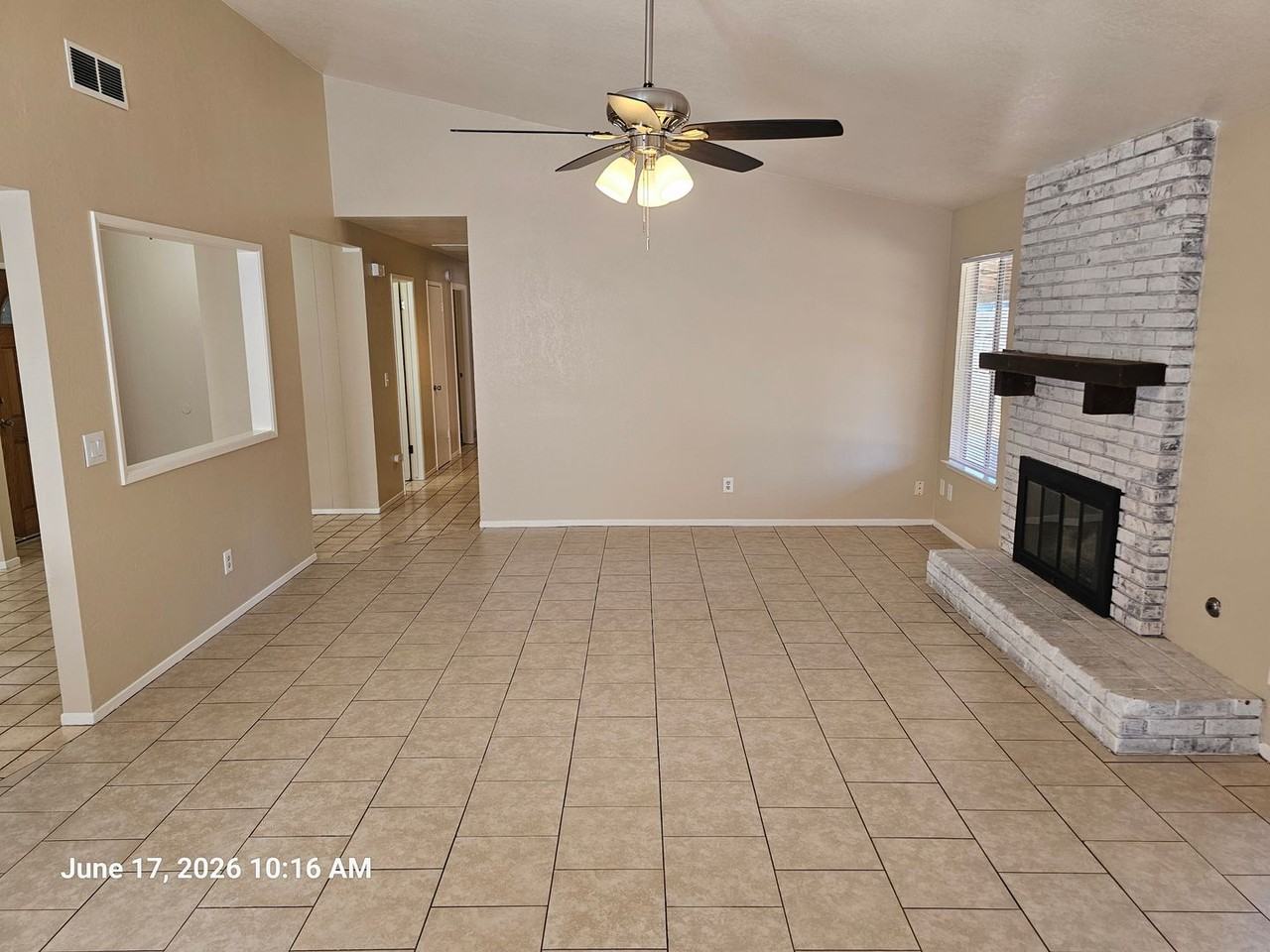 1784 Ben Franklin Ave - Photo 2 of 10