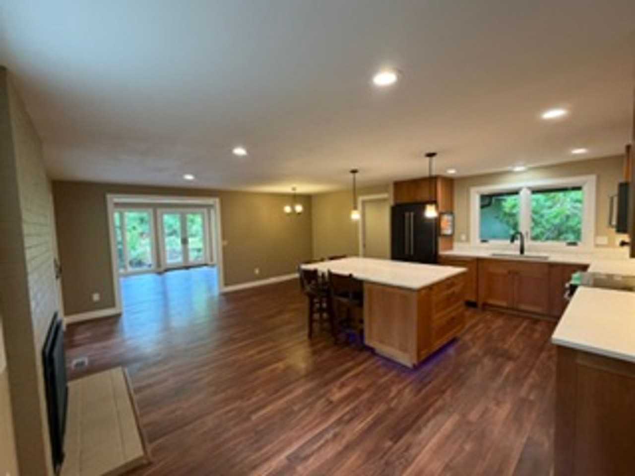 4400 Chapman Way - Photo 6 of 46