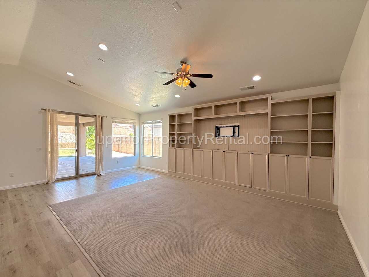 2701 E Upper Canyon Dr - Photo 5 of 21