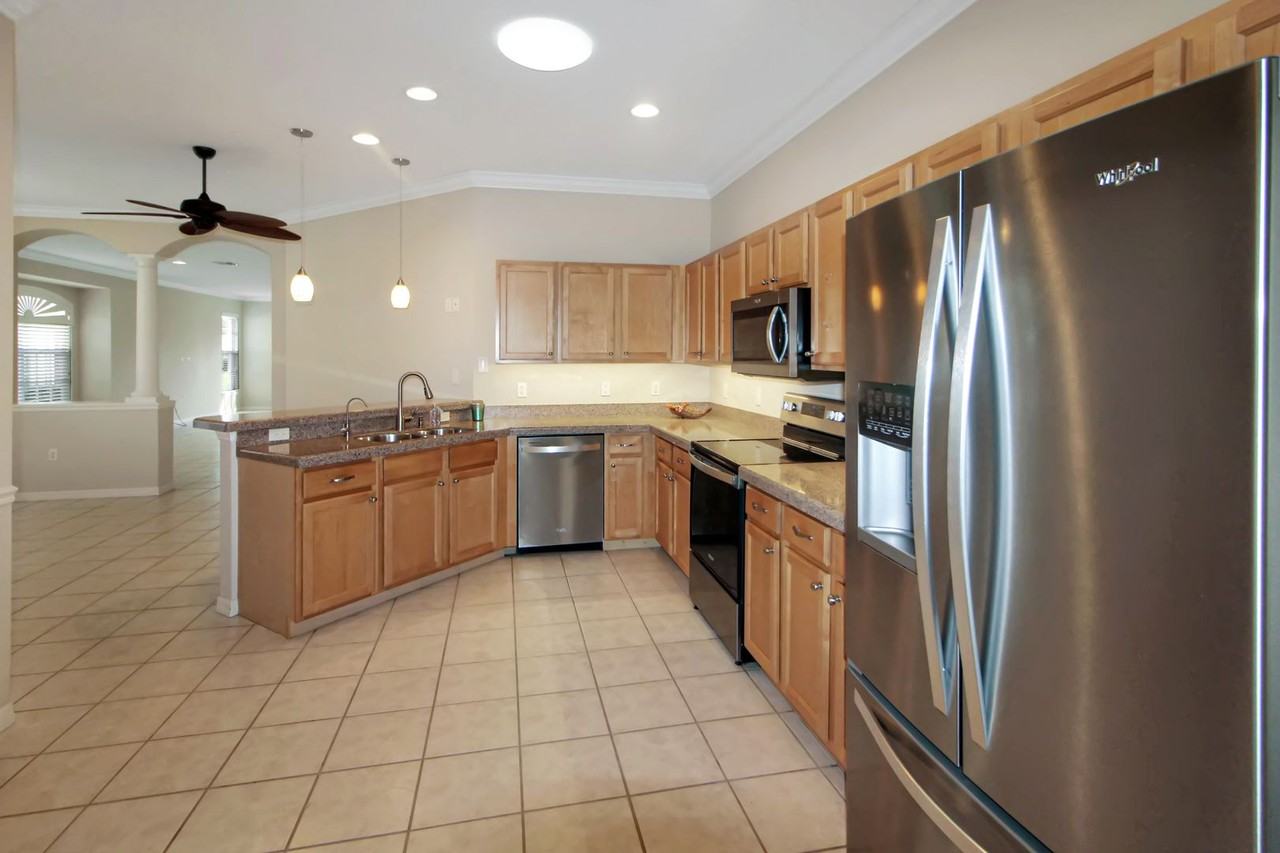 1699 San Silvestro Dr - Photo 5 of 22