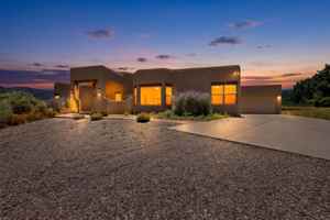 featured image of 10900 San Francisco Rd Ne