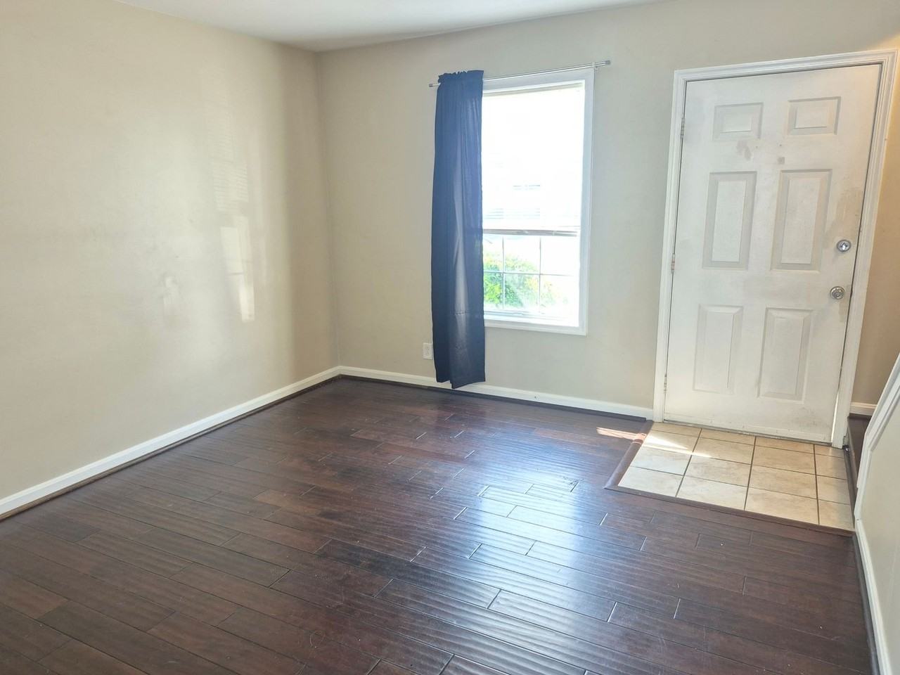 SurryLane309 - Photo 3 of 30