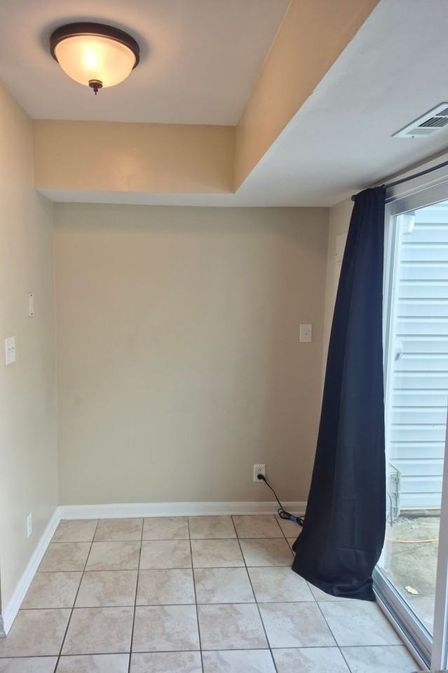SurryLane309 - Photo 7 of 30