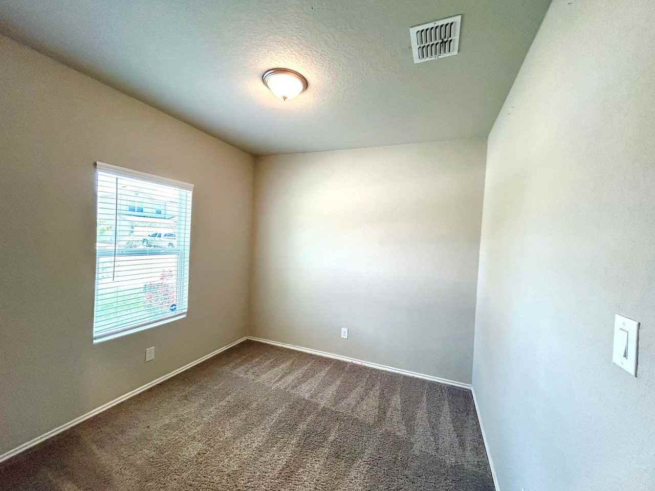 7409 Capricorn Way - Photo 4 of 24