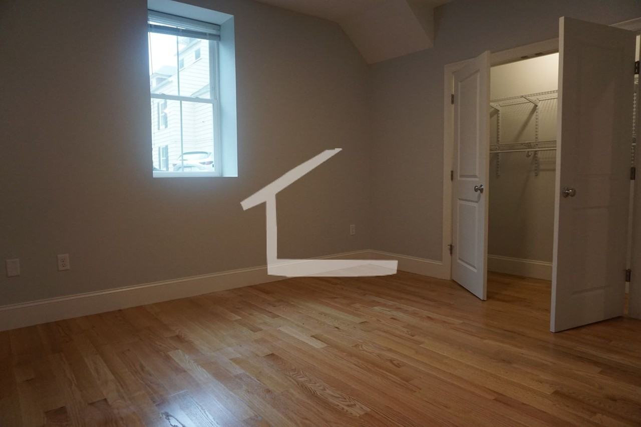 22 Murdock St - Photo 5 of 9